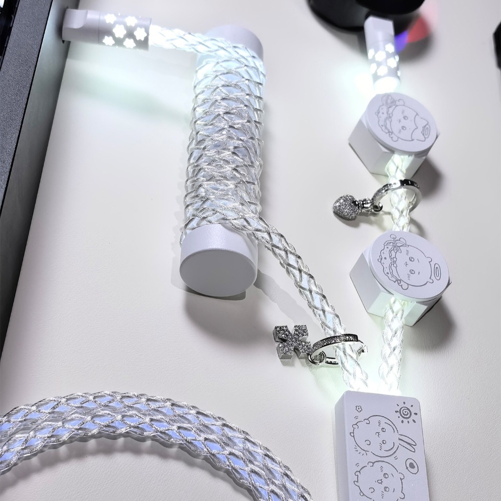 Gaming Accessories Lights - Cavo Tastiera Magnetico D40 con Luce