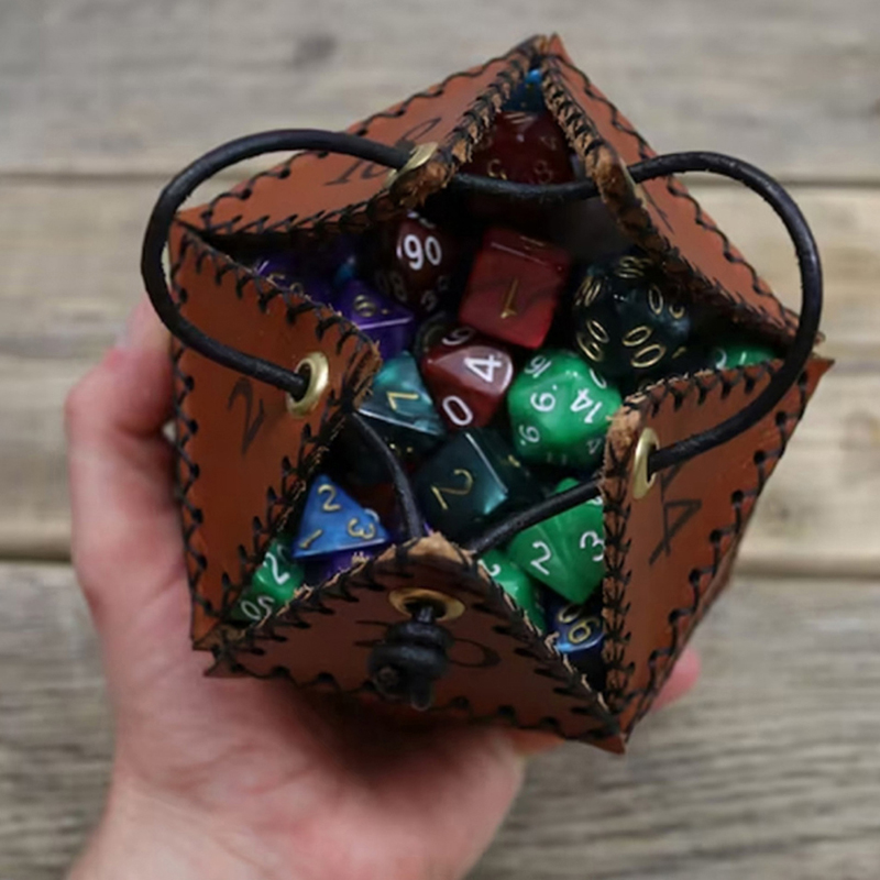 Sacchetto Porta Dadi D20 in Pe - Gaming Accessories Gift Ideas recensione e prezzo