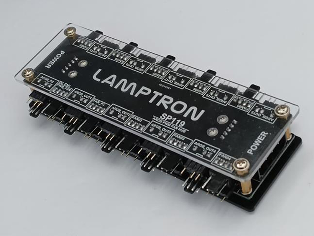 LAMPTRON Hub Ventole ARGB PWM  - Gaming Hardware And Accessories recensione e prezzo